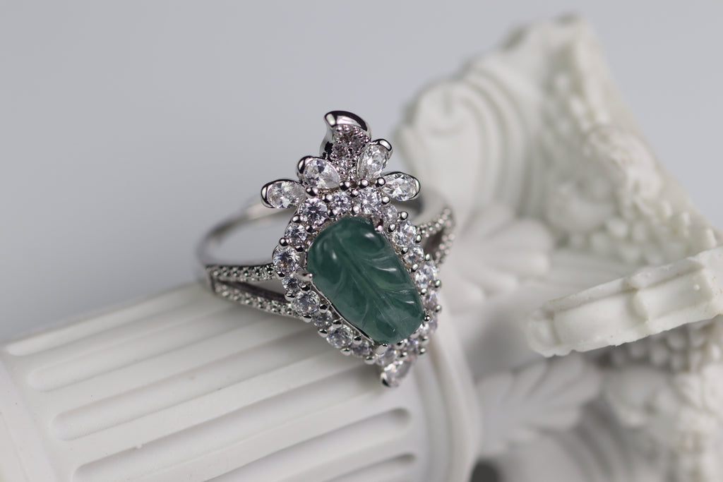 Petaled Crown Jade Ring