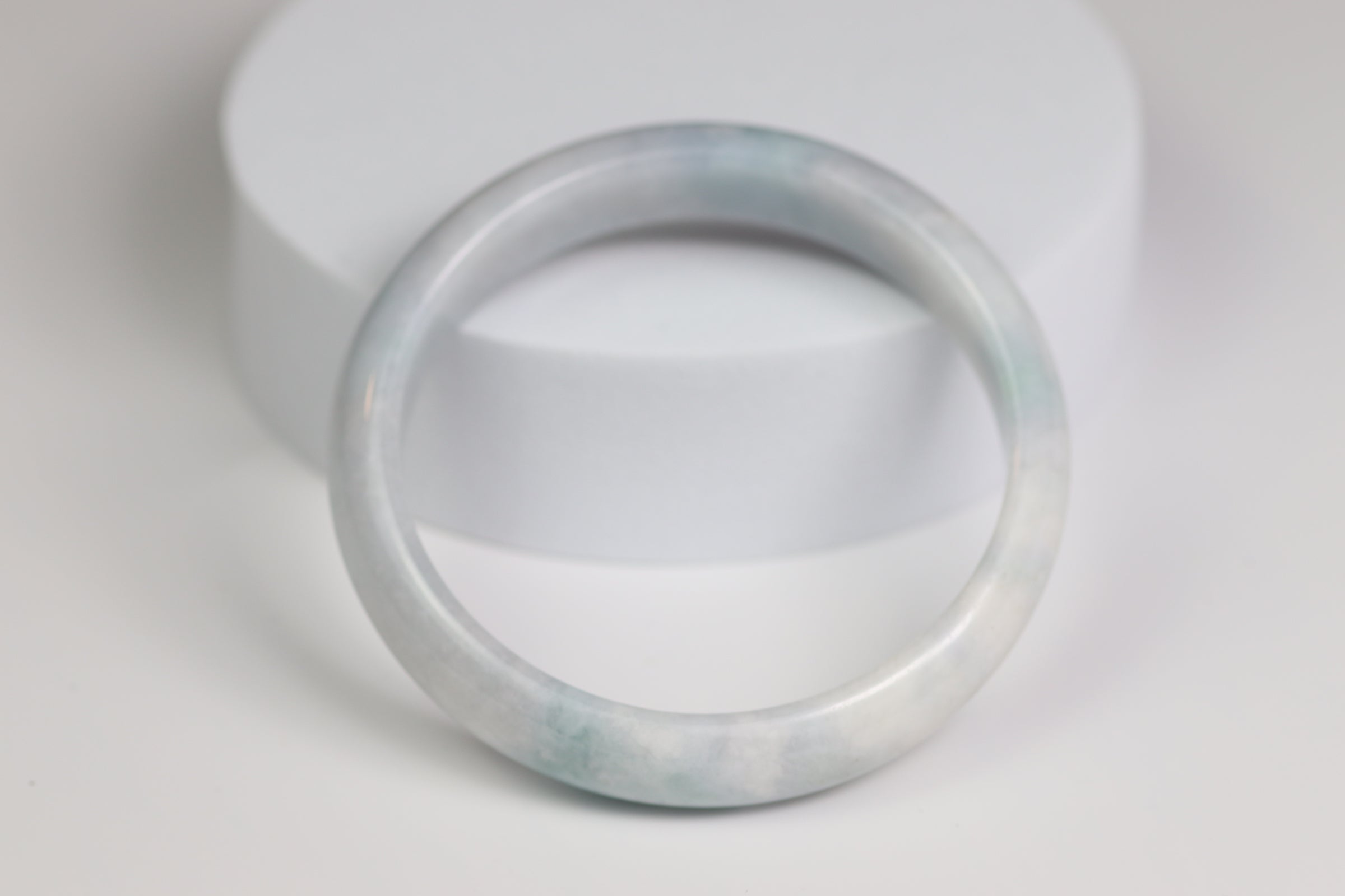 Blue Sky with Floating Cloud Jade Bangle – 55.2mm (BS-FC-01)