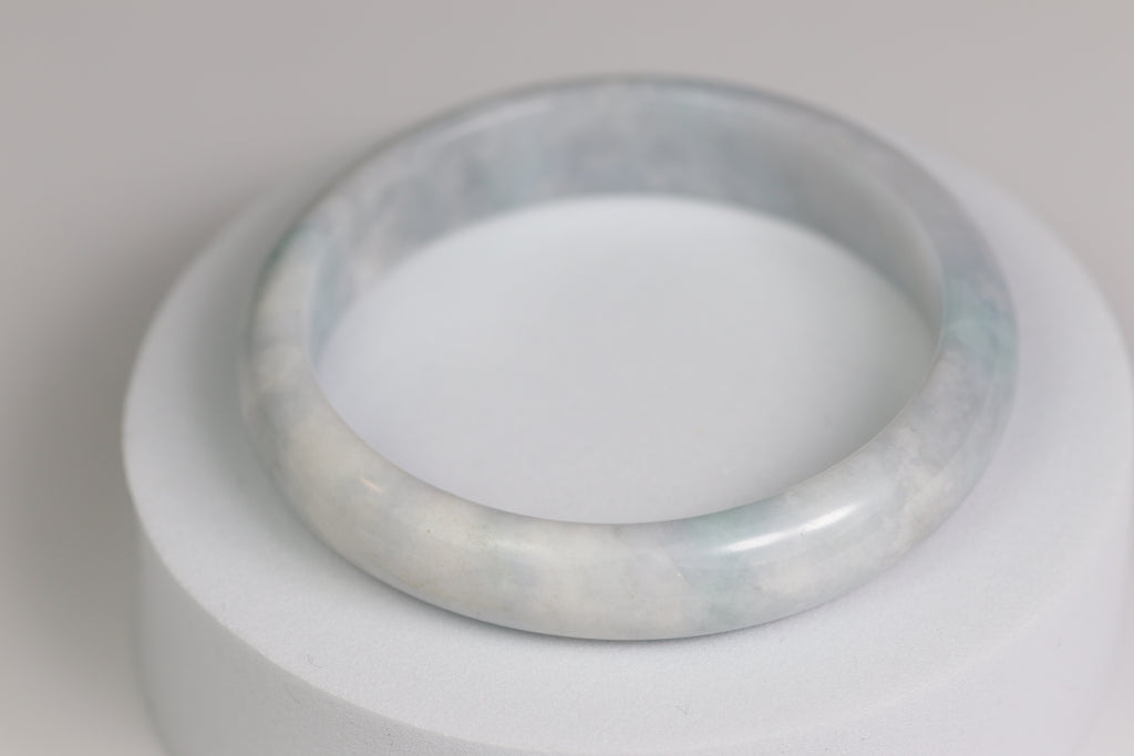 Blue Sky with Floating Cloud Jade Bangle – 55.2mm (BS-FC-01)