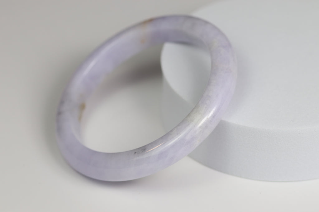 Icy Light Lavender & Yellow Satin Floating Flower Jade Bangle – 57.7mm (IL-LY-01)