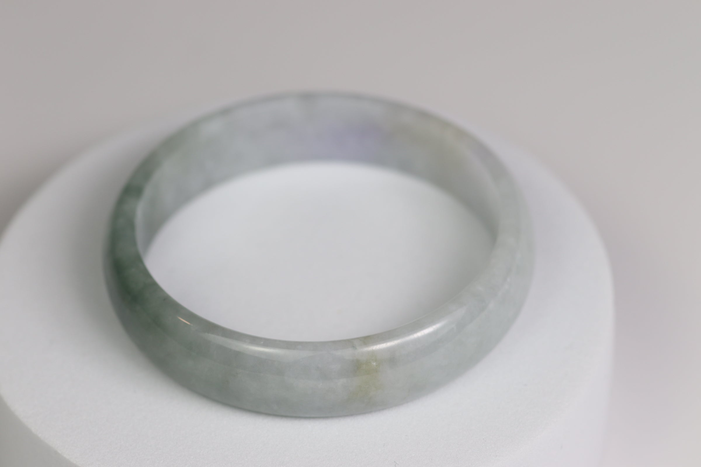 Jelly Green Floating with Lavender Flower Jade Bangle – 50.5mm (JG-LF-01)