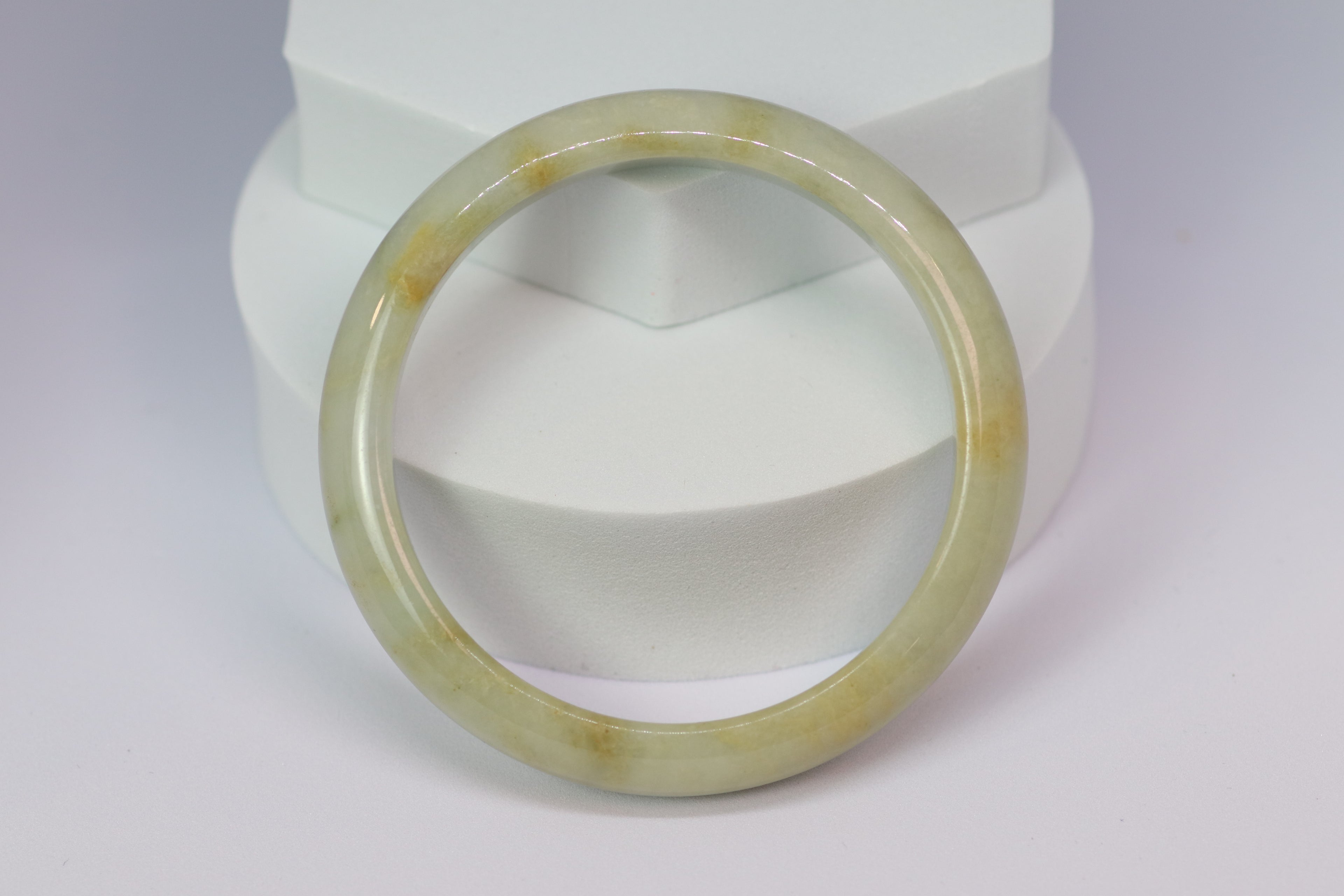 Honey Veil Jade Bangle – Grade A Natural Jadeite (56.1 mm)