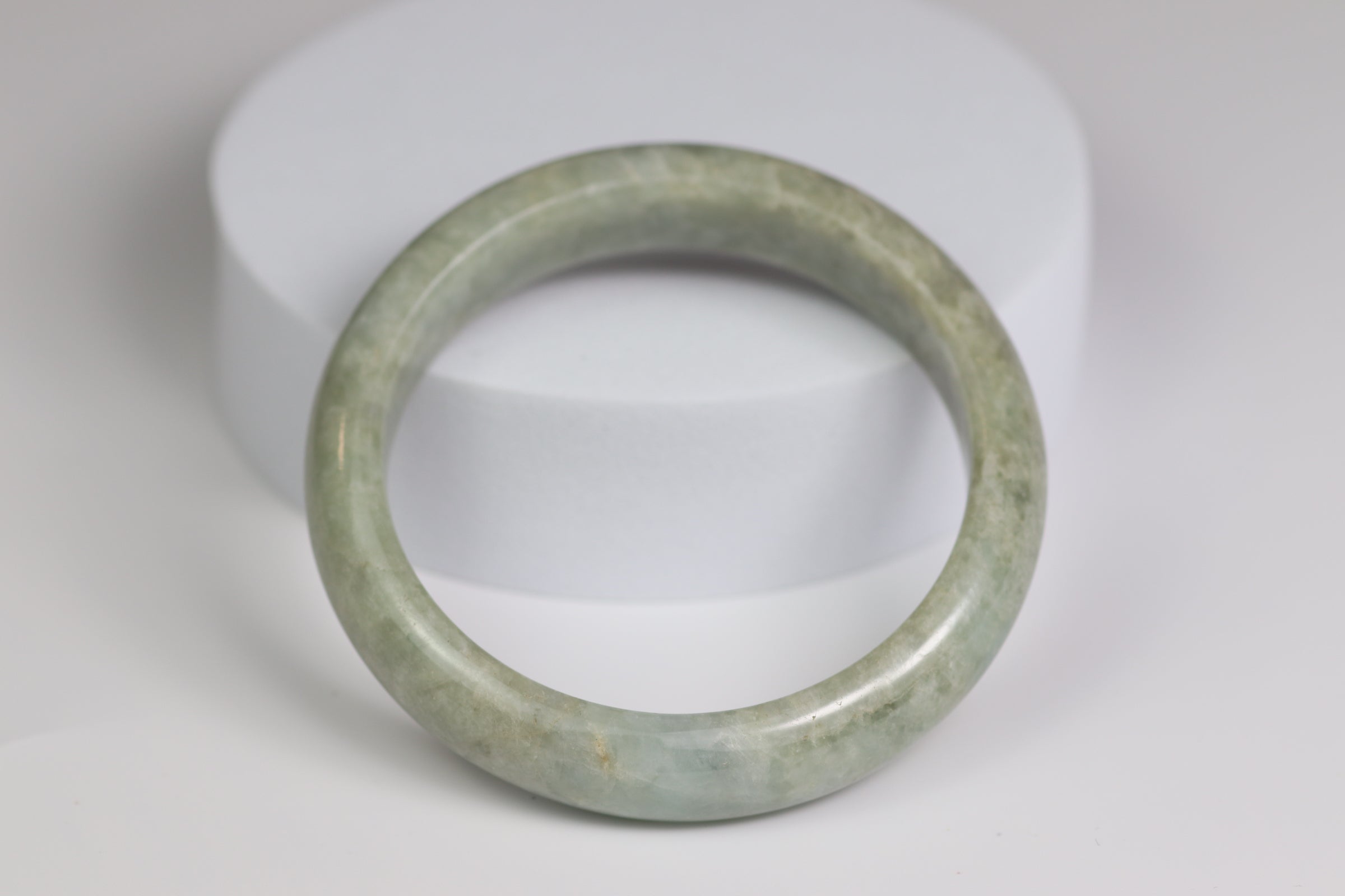 Jungle Mist Jade Bangle – 55.2mm (JM-01)