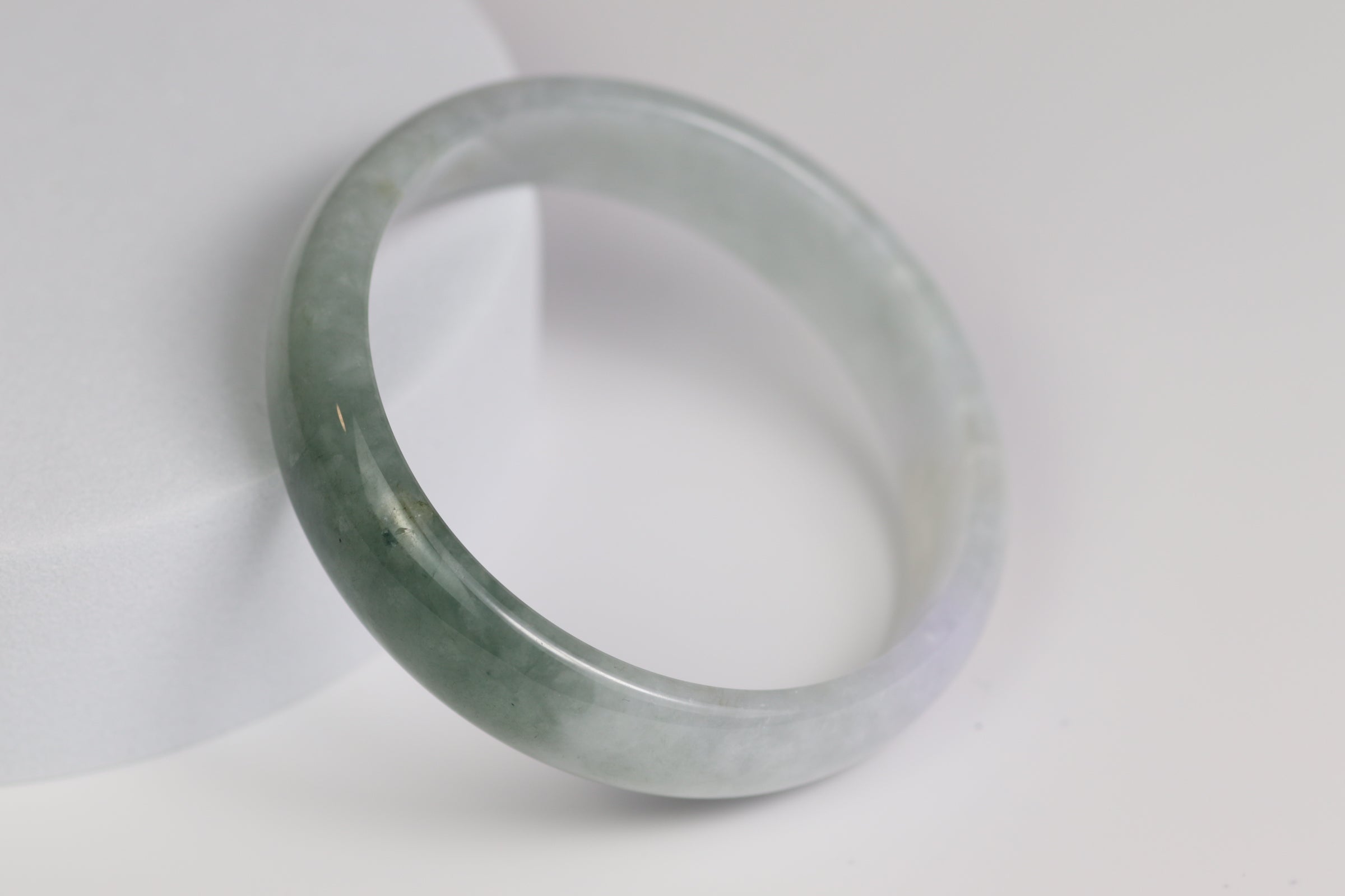 Jelly Green Floating with Lavender Flower Jade Bangle – 50.5mm (JG-LF-01)